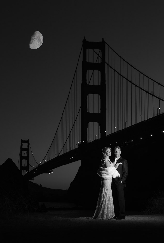 25–golden-gate-bridge-nighttime-bride-groom-sky–