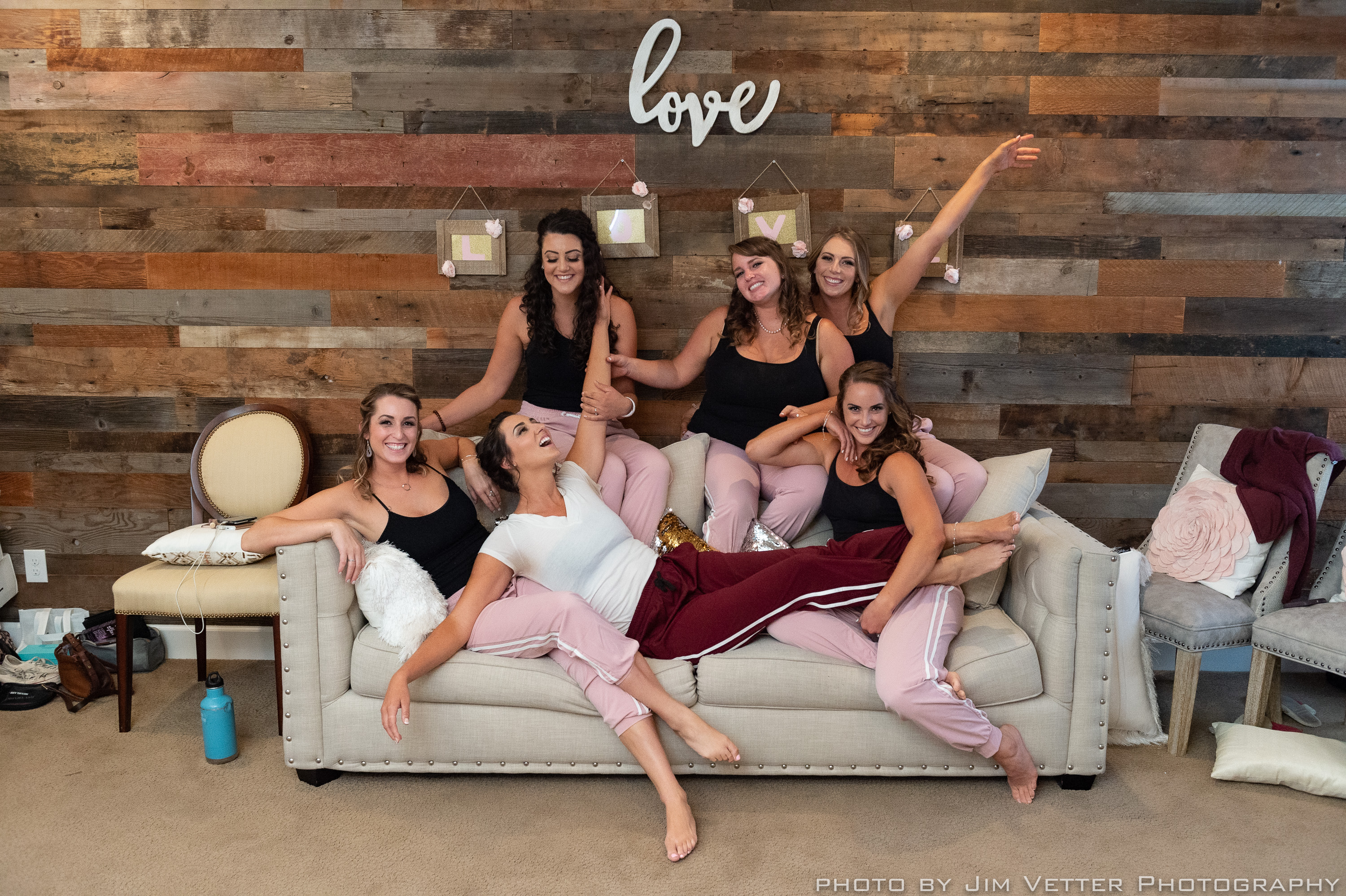 bride and bridesmaids in deer park villa bridal suite before  wedding