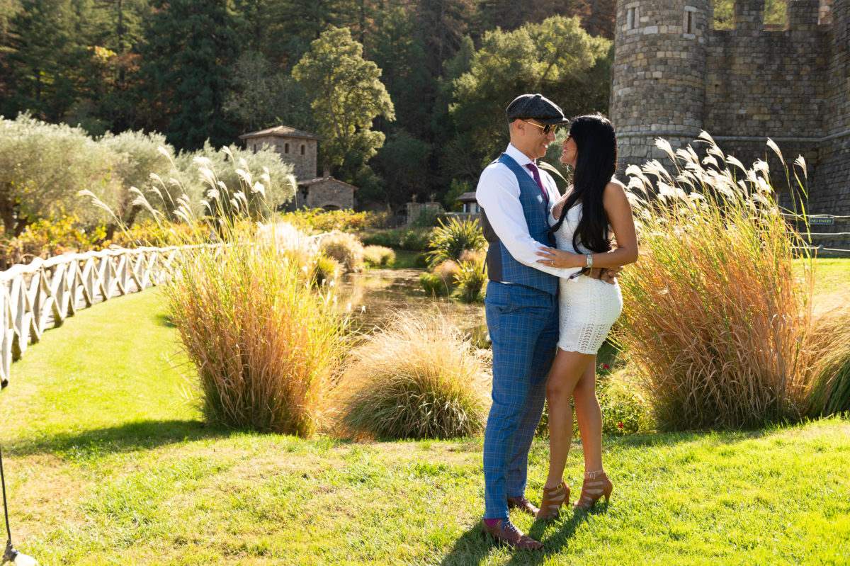 newly engaged couple at castello di amorosa